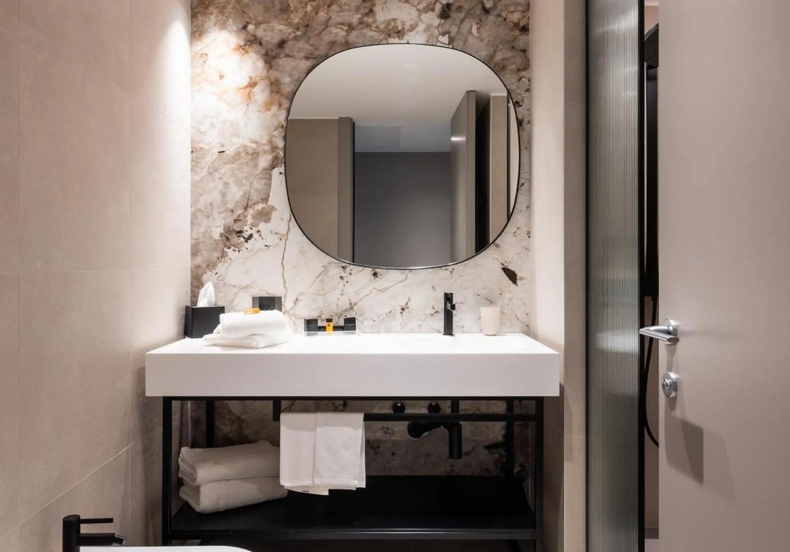 Como Hills Hotel