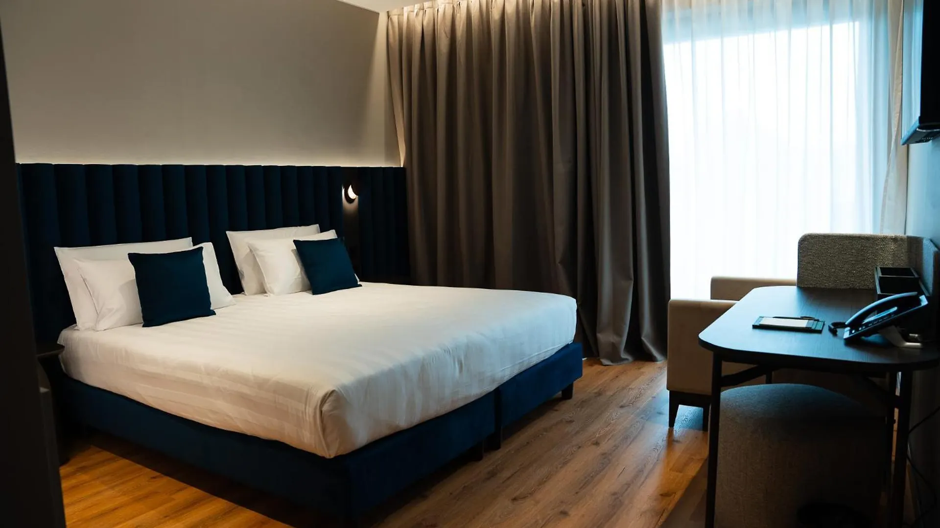 **** Hotel Como Hills Italien